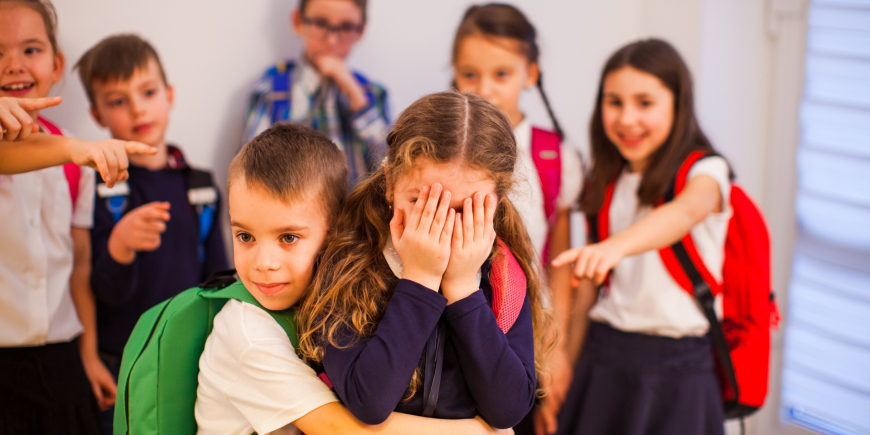 BULLISMO E CYBERBULLISMO: NUOVE MISURE DEL GOVERNO, RESPONSABILITÀ PER DIRIGENTI SCOLASTICI E GENITORI