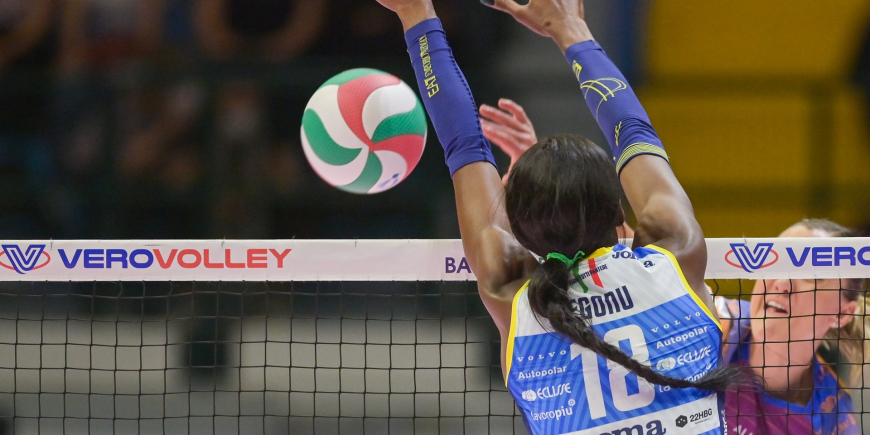 LA VITTORIA DELLE AZZURRE: UN ESEMPIO PER TUTTE LE NUOVE GENERAZIONI