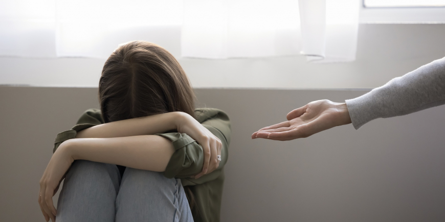 PUNIZIONI PER I GIOVANI: UNA PIAGA GLOBALE CHE MINACCIA IL FUTURO DEI BAMBINI